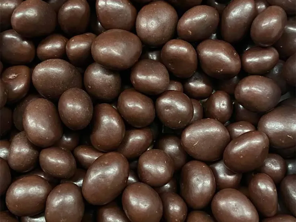 Drageado de Mix de Castanhas no Chocolate ao Leite